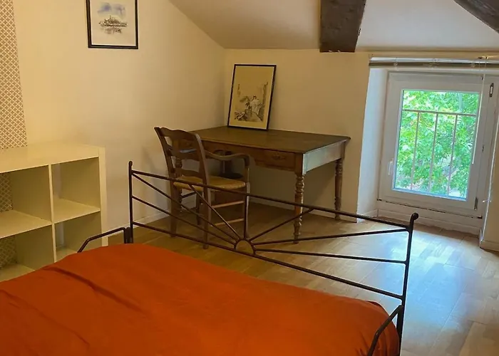 Maison Viticole Dans Le Sud De La France Avec Grand Piscine Moussan