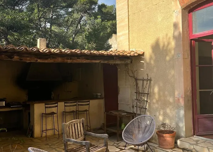 Maison Viticole Dans Le Sud De La France Avec Grand Piscine Moussan
